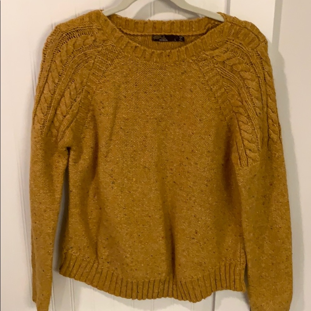 PrAna gold sweater
